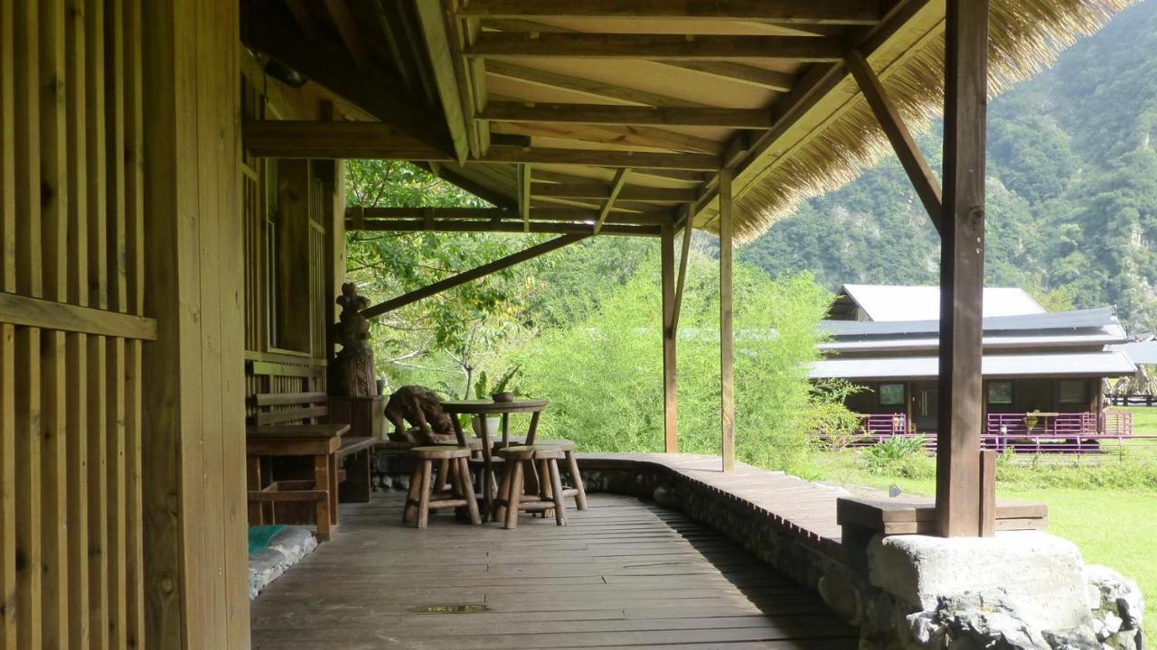 Taroko Village Hotel Fushi Екстер'єр фото